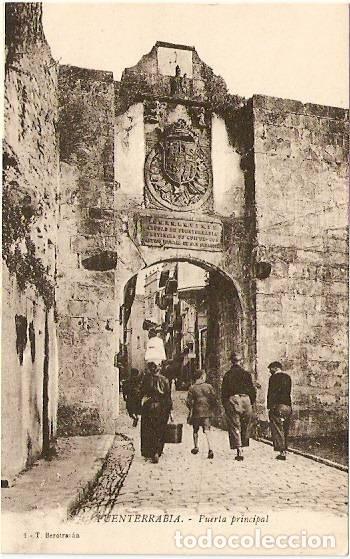 Postales: Fuenterrabia.- Puerta principal - Foto 1