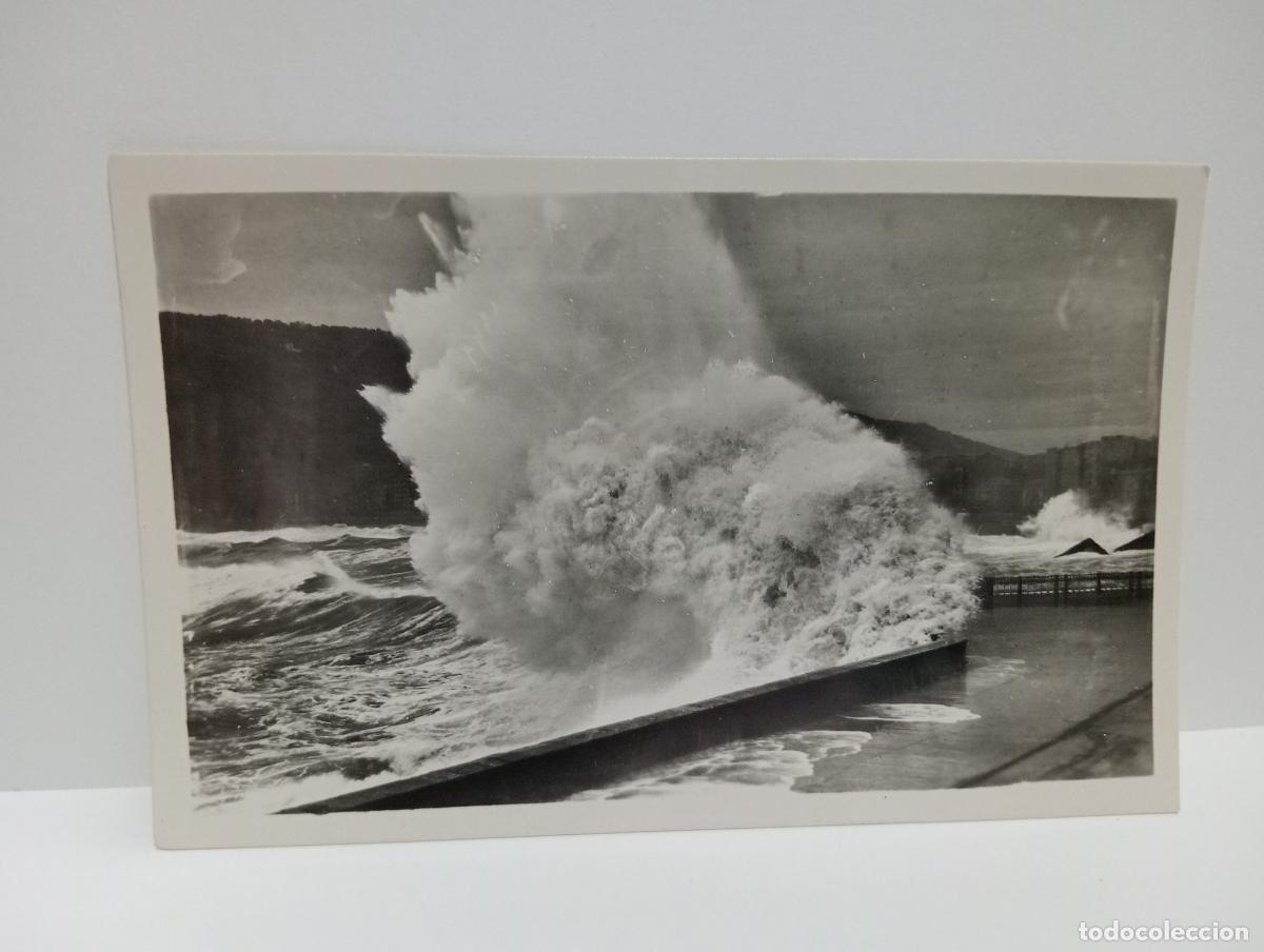 Postcards: TARJETA POSTAL. SAN SEBASTIAN. N&ordm; 373. ROMPE OLAS. GRANDES MAREAS.