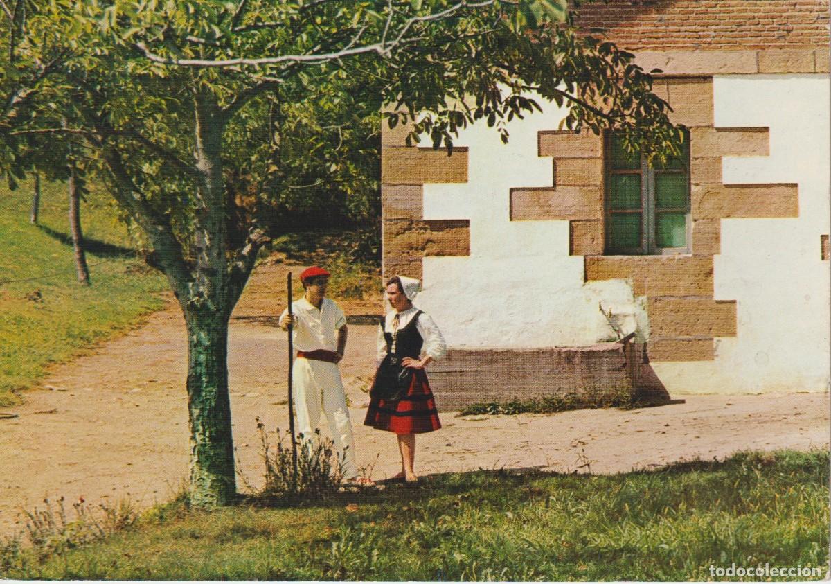Postales: (4) FOLKLORE VASCO. PAREJA TIPICA - Foto 1