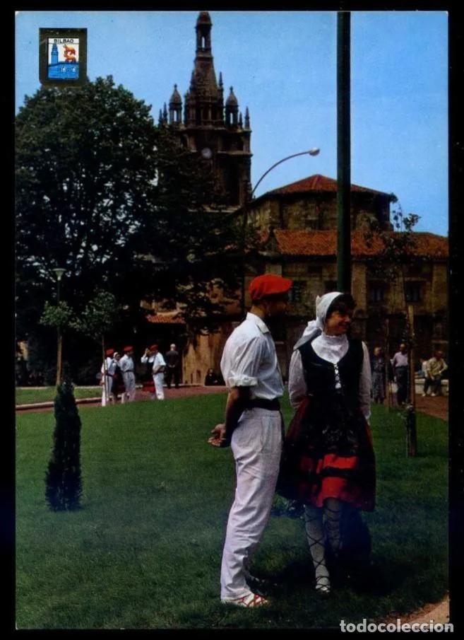 Postales: Bilbao-Bilbo *Pareja t&iacute;pica...* Ed. Fisa n&ordm; 29. Nueva.