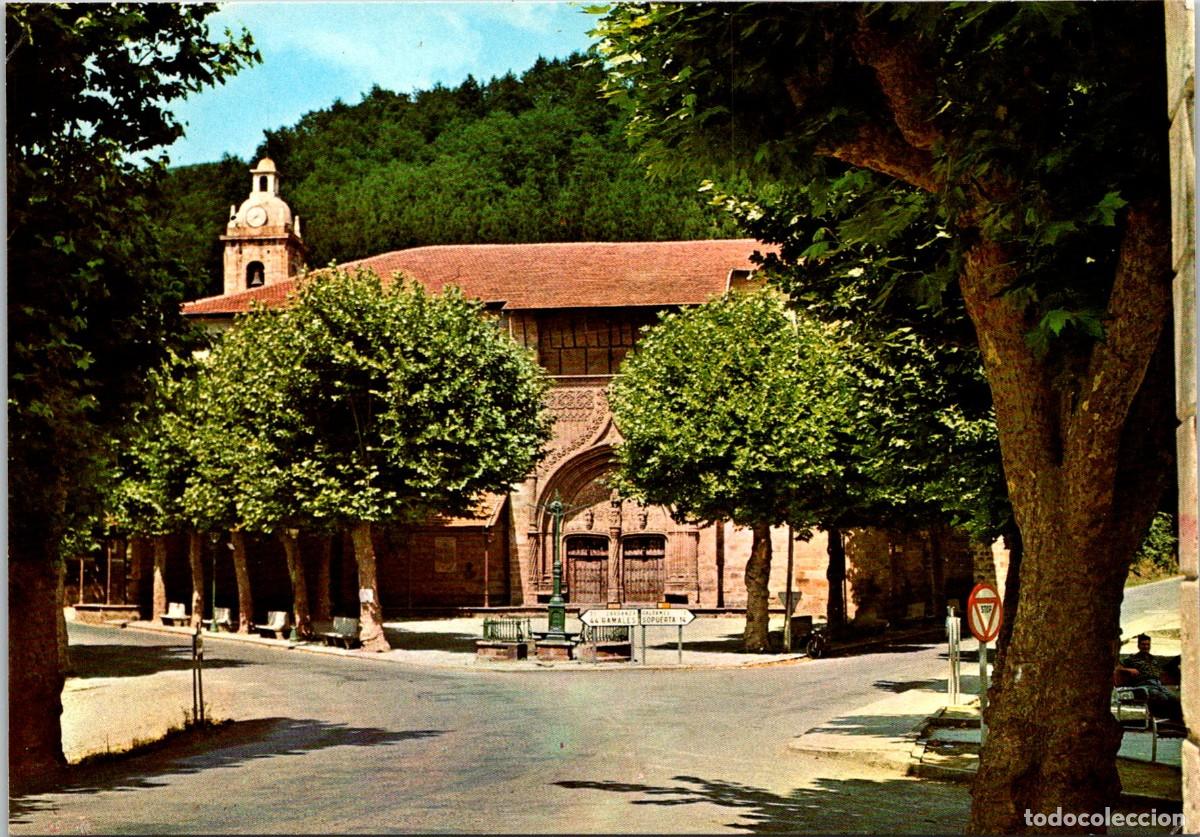 Postales: G&uuml;e&ntilde;es (Vizcaya) -Plaza e Iglesia de Santa Mar&iacute;a - Indicadores: Carranza-Ramales - Galdames-Sopuerta