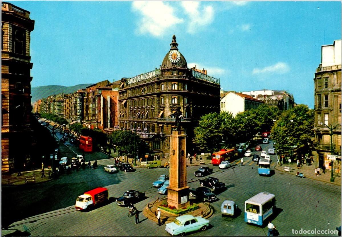 Postales: Bilbao - Plaza Espa&ntilde;a y Monumento - Troleb&uacute;s 2 pisos - Banco de Vizcaya - Furg&oacute;n Reparto - Urbano x2