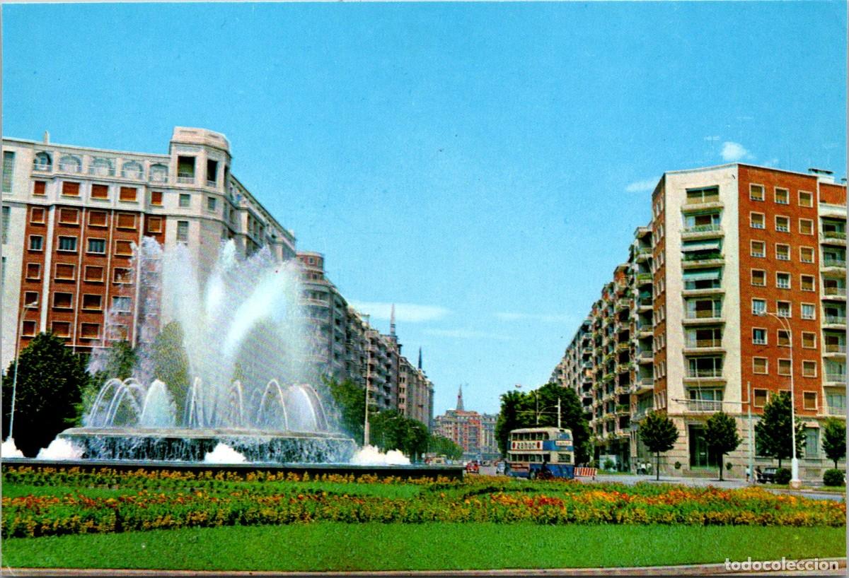 Postales: San Sebasti&aacute;n - Plaza de P&iacute;o XII -Fuente de los Catalanes-Gif 64- 147x99mm - Troleb&uacute;s 2 pisos -Zahor