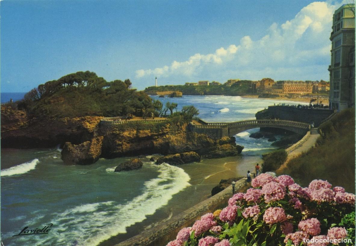 Postales: N&ordm; 1049-BIARRITZ. Pa&iacute;s Vasco. Vue g&eacute;n&eacute;rale sur le Rocher du Basta, l'H&ocirc;tel du Palais et le Phare. Si