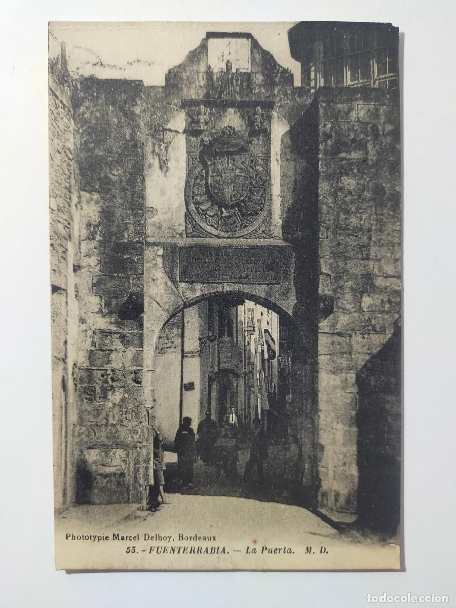 Postales: Tarjeta Postal FUENTERRABIA (Guip&uacute;zcoa): La Puerta - Fot Marcel Delboy - Sin Circular.