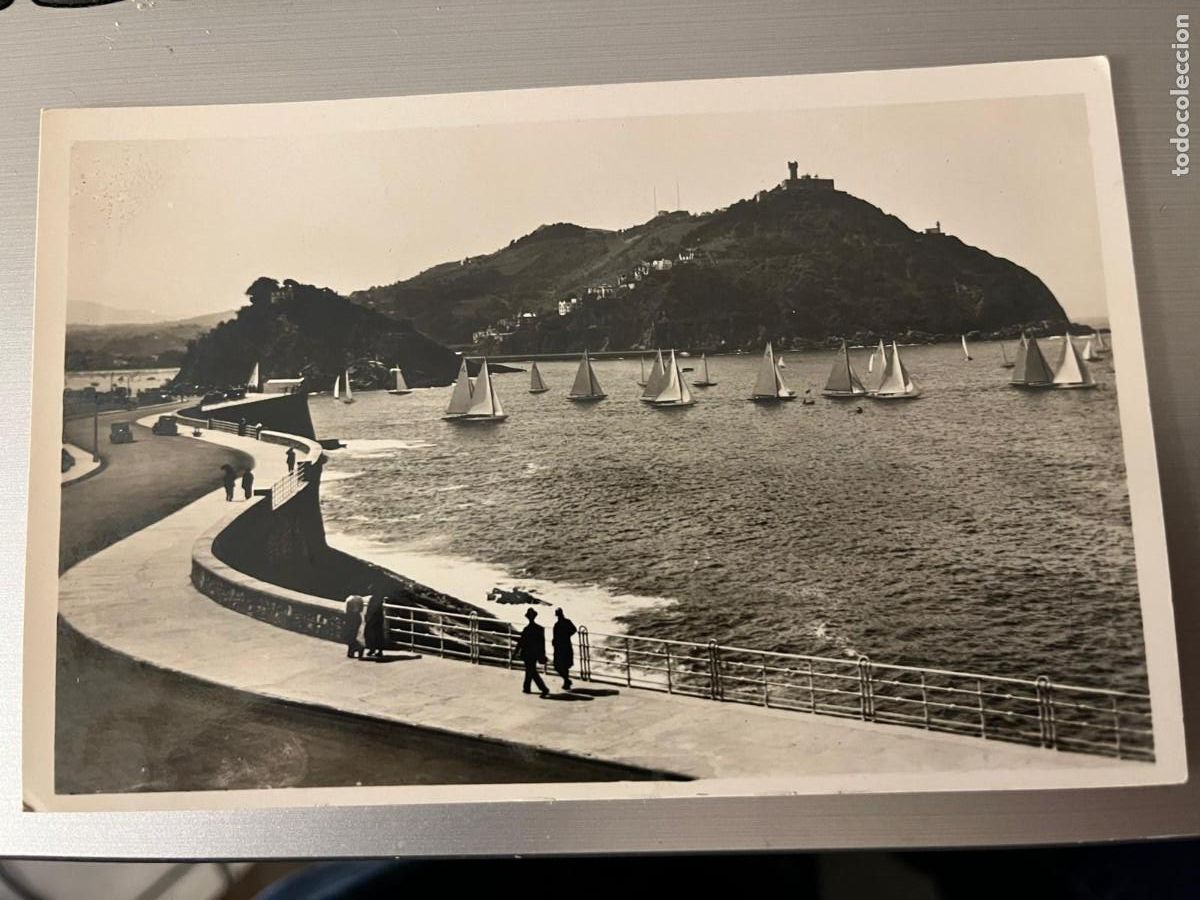 Postales: San Sebasti&aacute;n paseo de la Rep&uacute;blica sin circular