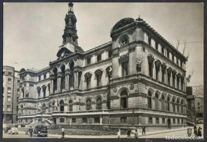 Postales: Bilbao-Bilbo *Ayuntamiento* Campa&ntilde;a y Puig-Ferran s. I n&ordm; 9018. Circulada 1960.