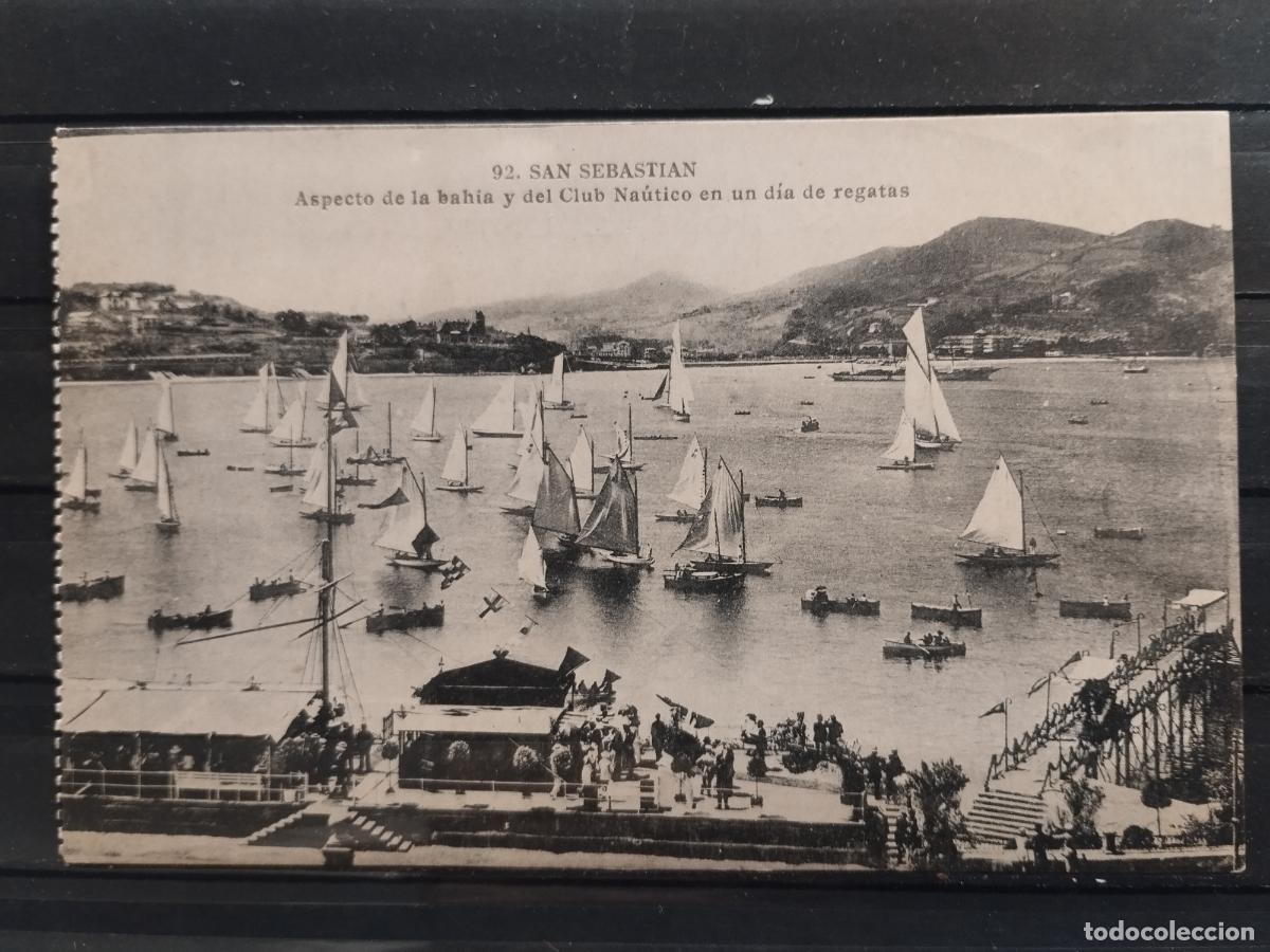 Postales: POSTAL. SAN SEBASTIAN. ASPECTO DE LA BAHIA Y DEL CLUB NAUTICO EN UN DIA DE REGATAS. SIN CIRCULAR.
