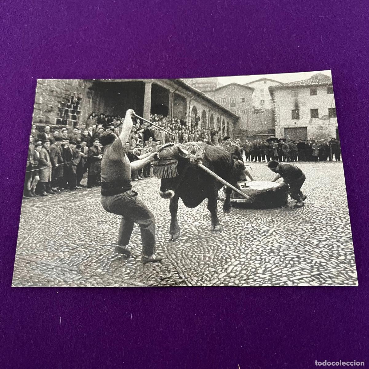 Postales: POSTAL DE DEPORTES VASCOS. N&ordm;2 ARRASTRE DE PIEDRA. EDITADA POR H. FOURNIER. VITORIA.