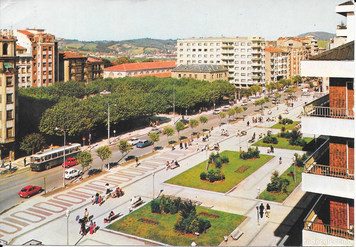 Postales: [POSTAL] Paseo Col&oacute;n y Plaza Espa&ntilde;a. Ir&uacute;n (Guip&uacute;zcoa) (circulada)