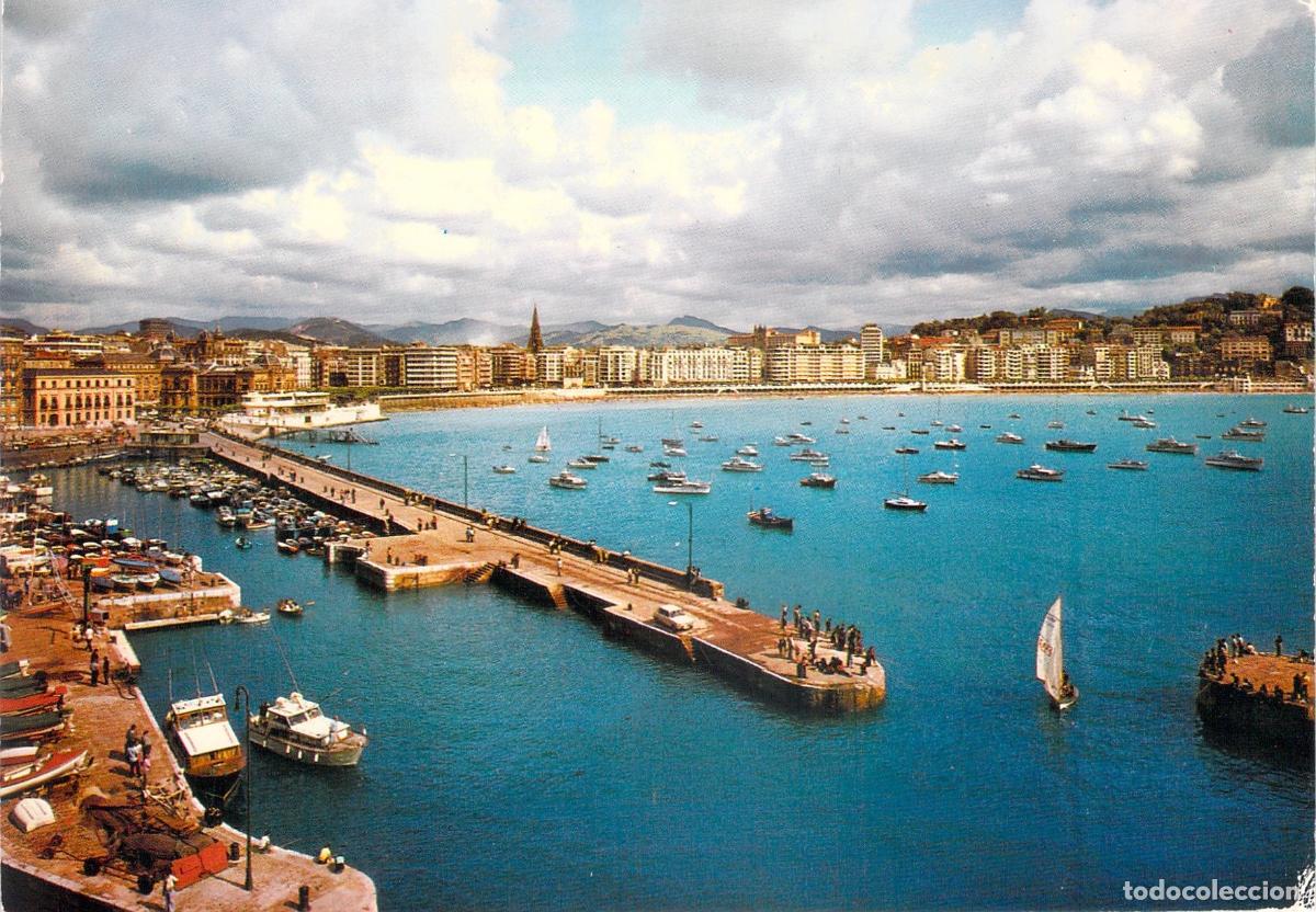 Postales: Postal de San Sebasti&aacute;n, Puerto y Bah&iacute;a de la Concha con Barcos