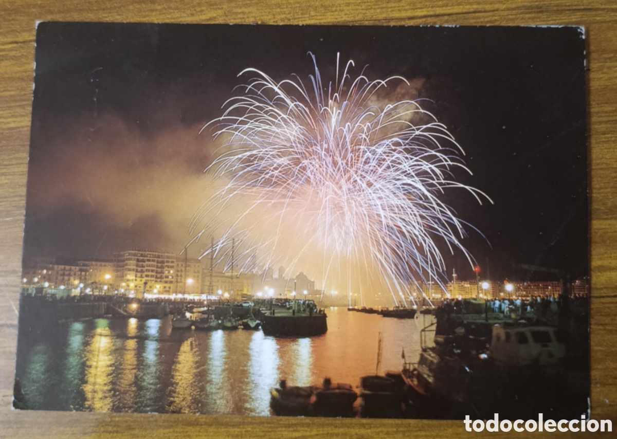 Postales: Postal antigua San Sebasti&aacute;n - Fuegos artificiales en La Concha - Manipel