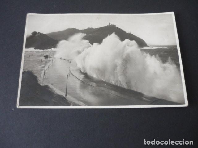 Cartes Postales: SAN SEBASTIAN OLA ROMPIENDO PASEO DE LA CONCHA