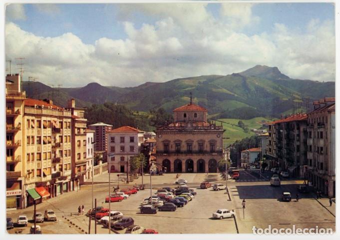Postales: em04704 irun plaza de san juan y ayuntamiento 1974 manipel sc coches
