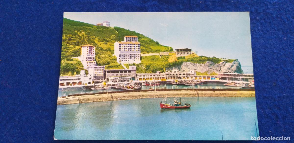 Postales: Postal de Ondarroa. # 31. Puerto. Editorial Paredes. Sin circular