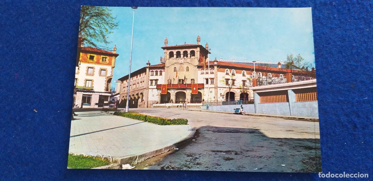 Postales: Postal de Munguia. Vizcaya. Vista del Ayuntamiento. Sin circular. # 5