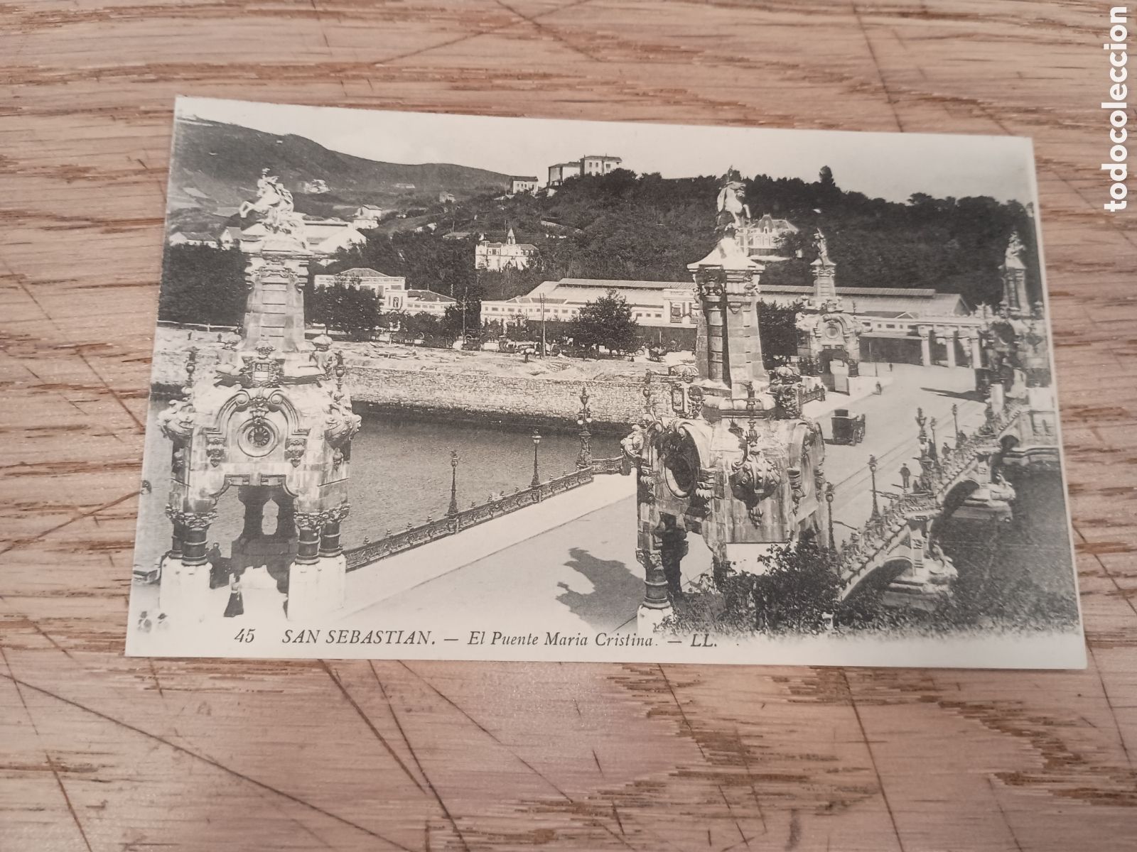 Postales: SAN SEBASTI&Aacute;N (GUIP&Uacute;ZCOA) - EL PUENTE DE MAR&Iacute;A CRISTINA - LL.