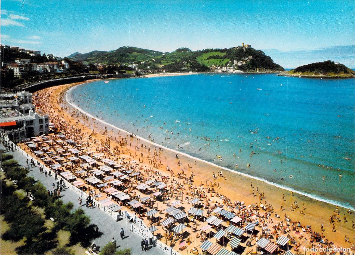 Postales: Postal de la Playa de la Concha y Monte Igueldo en San Sebasti&aacute;n