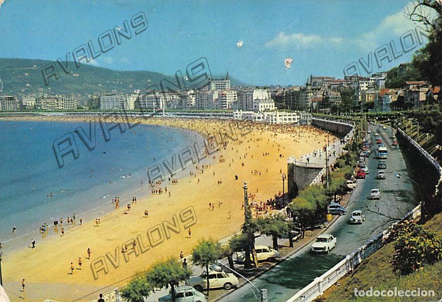 Postales: Playa de la Concha (San Sebastian) - Escrita - 1968 - Con los coches de la &eacute;poca.