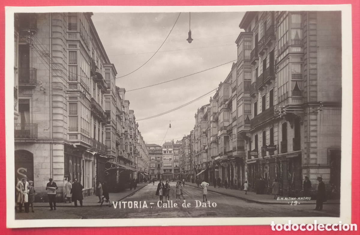 Postales: VITORIA CALLE DATO POSTAL FOTOGR&Aacute;FICA FOTOGRAF&Iacute;A ALSINA ED. MARGARA &Aacute;LAVA C. 1930