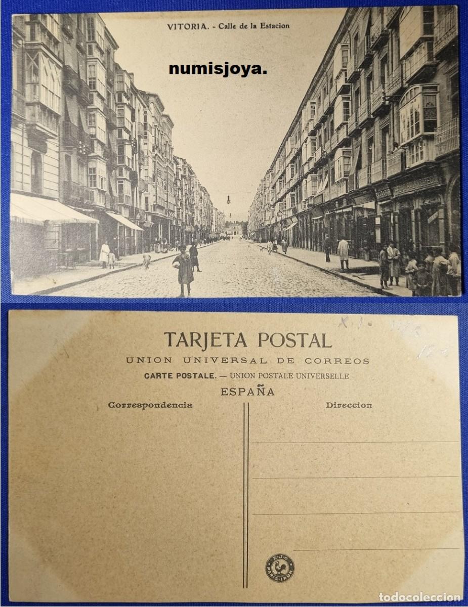 Postales: Postal de Vitoria Espa&ntilde;a a&ntilde;o 1910. Calle Postas y Plaza de la Virgen Blanca. Colecci&oacute;n Art&iacute;stica.
