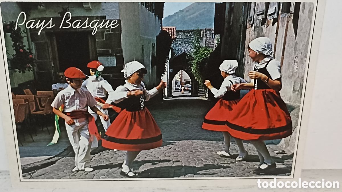 Postales: MINT!! Danza de fandango vasca