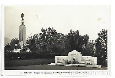 Postales: PARQUE DEL ENSANCHE. FUENTE Y MONUMENTO DEL SAGRADO CORAZON.- BILBAO