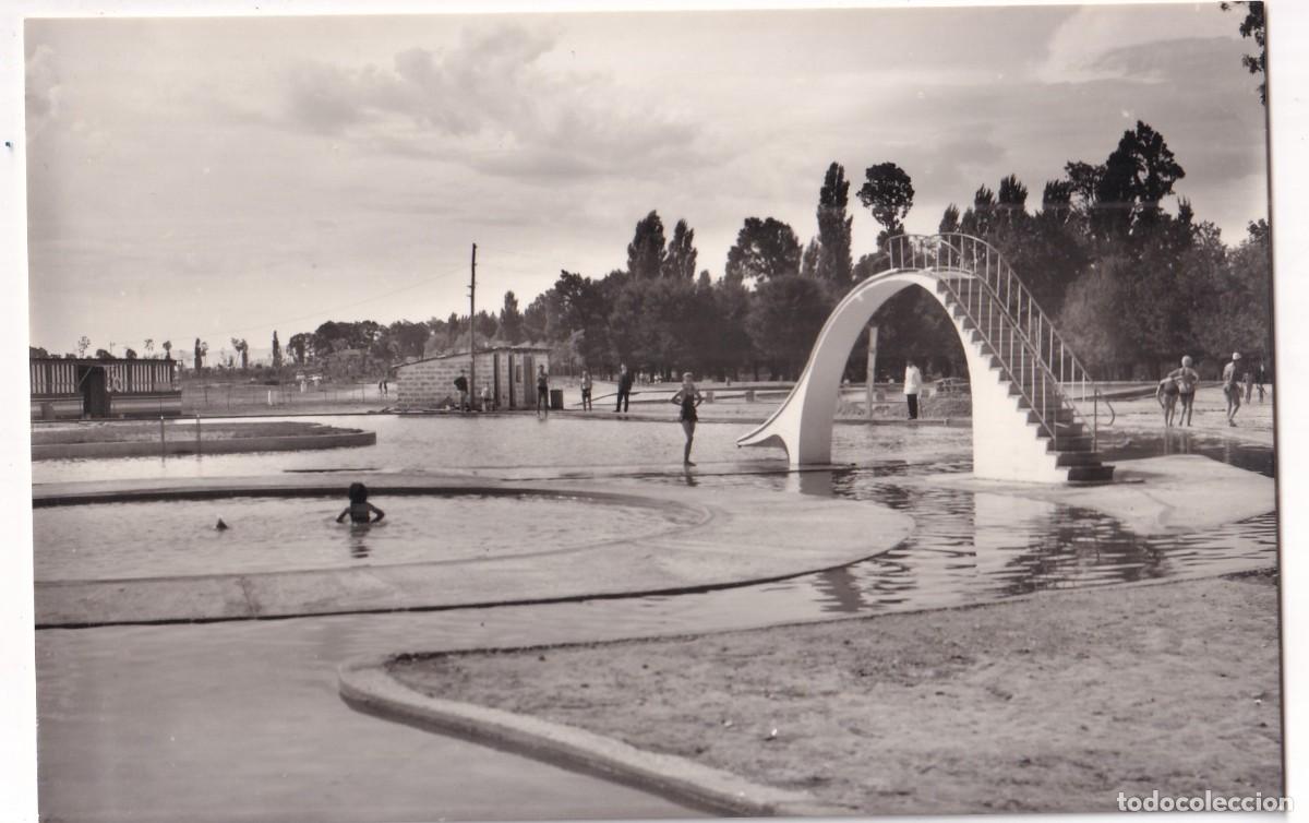 Postales: 57 VITORIA-GAMARRA PISCINA DE NI&Ntilde;OS -EDICIONES PARIS SIN CIRCULAR.
