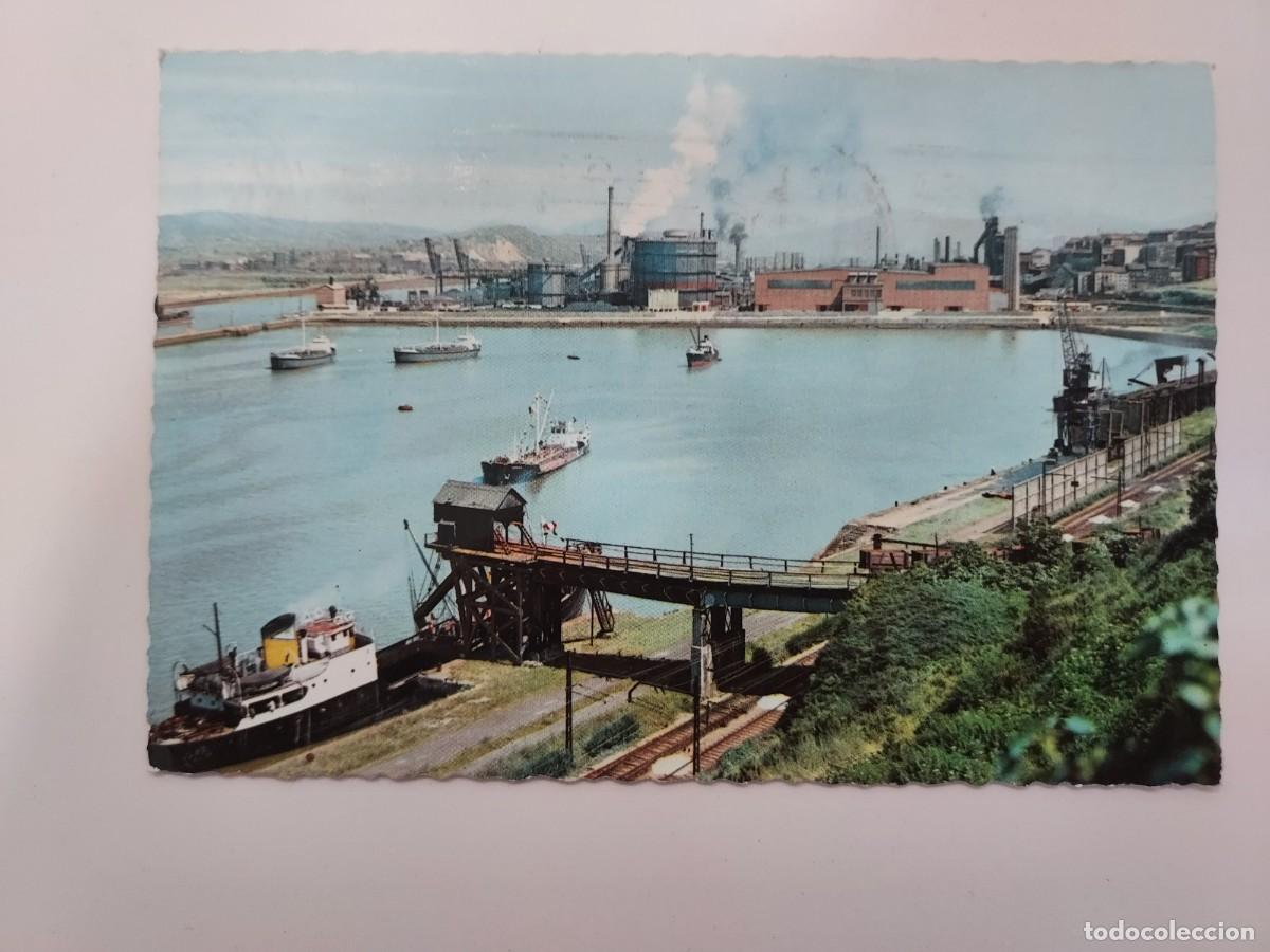 Postales: POSTAL SESTAO DARSENA DE LA FEDERICA Y ALTOS HORNOS VIZCAYA. 1960. CIRCULADA. GARRABELLA