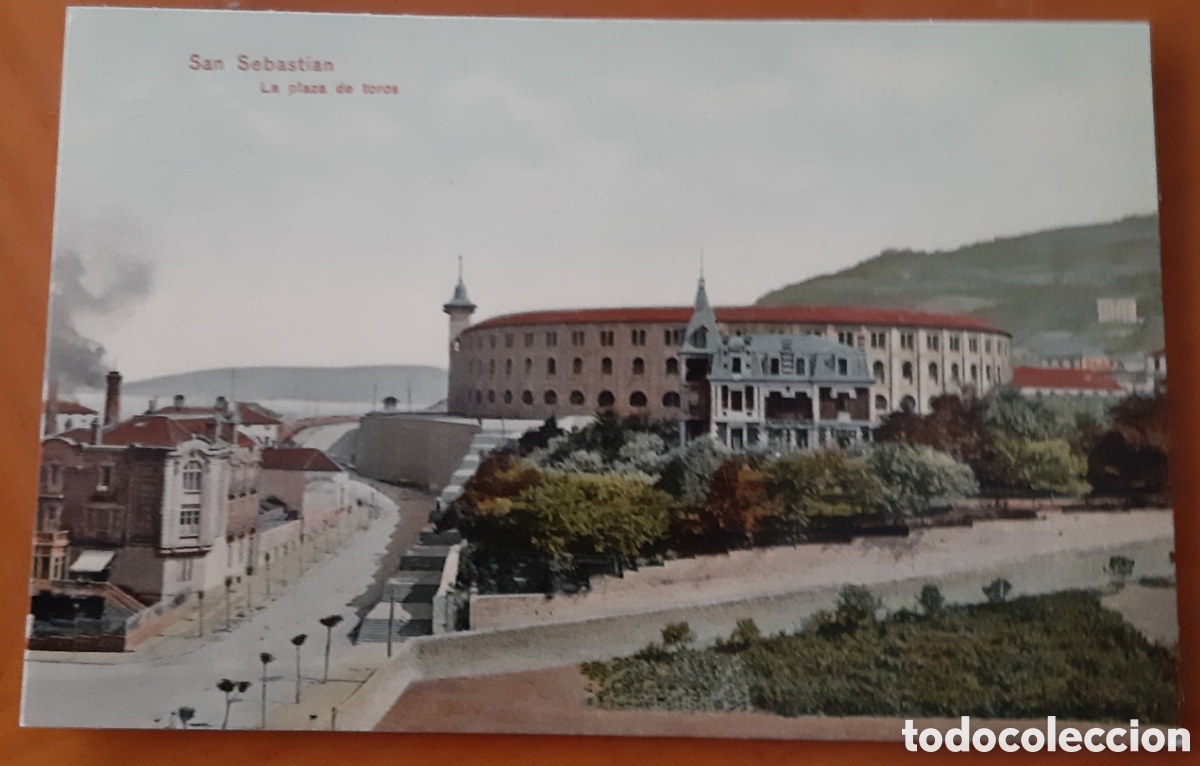 Postales: Postal San Sebasti&aacute;n coloreada. La plaza de toros. Sin escribir. R10207