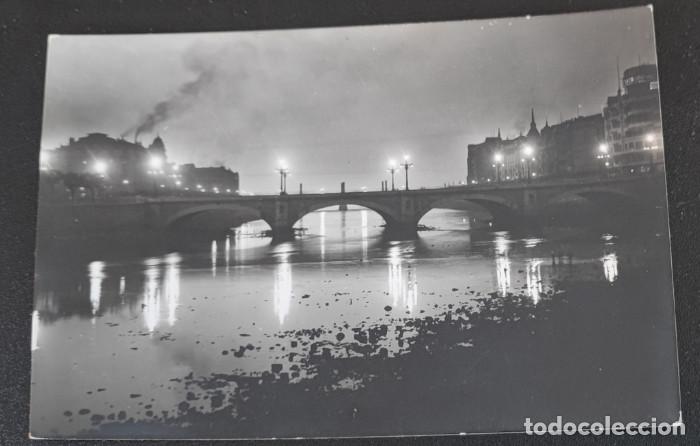 Postales: SAN SEBASTIAN, PUENTE DE SANTA CATALINA DE NOCHE, POSTAL ANTIGUA