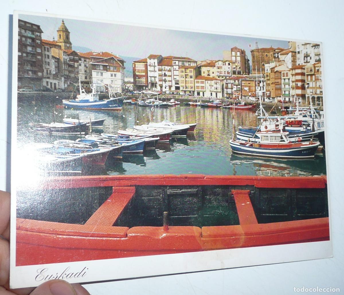 Postales: Postal Pa&iacute;s Vasco Euskadi E-157-P Mirando al mar