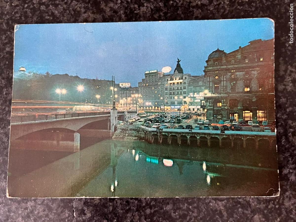 Postales: Bilbao de noche sin circular
