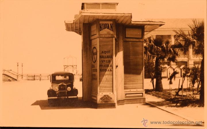 Postales: PUBLICIDAD DE KODAK EN QUIOSCO DE LAS ARENAS VALENCIA - FOTOGRAFICA CIRCULADA Y DORSO DIVIDIDO