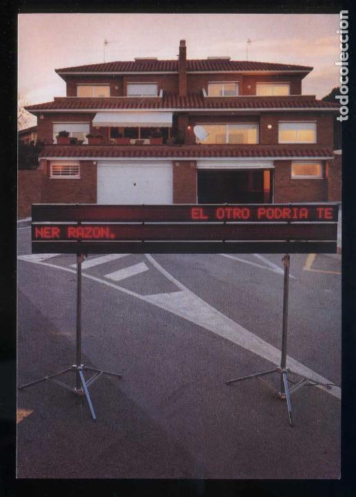 Postales: *Attitudes - Barcelona* Nueva. - Foto 1
