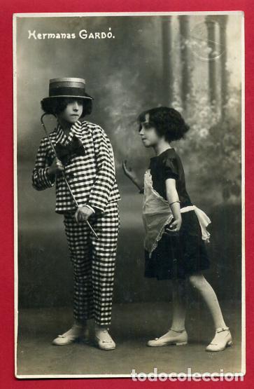 Cartoline: POSTAL PUBLICIDAD , FOTOGRAFICA , HERMANAS GARDO , ESPECATACULOS O CIRCO ,ORIGINAL , C9
