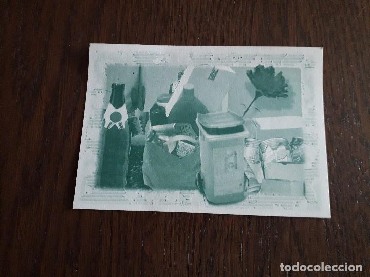 Postais: postal de publicidad, recicla basura, consume inteligencia. Ministerio trabajo y asuntos sociales.