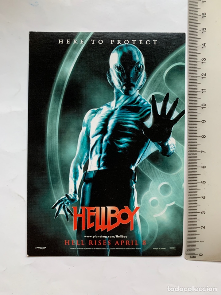 Postales: POSTAL. HELLBOY. HERE TO PROTECT. - Foto 1