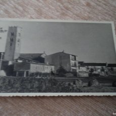 Postales: FOTO-POSTAL DE SEROS, LLEIDA, CIRCULADA 1950, BORDES TROQUELADOS