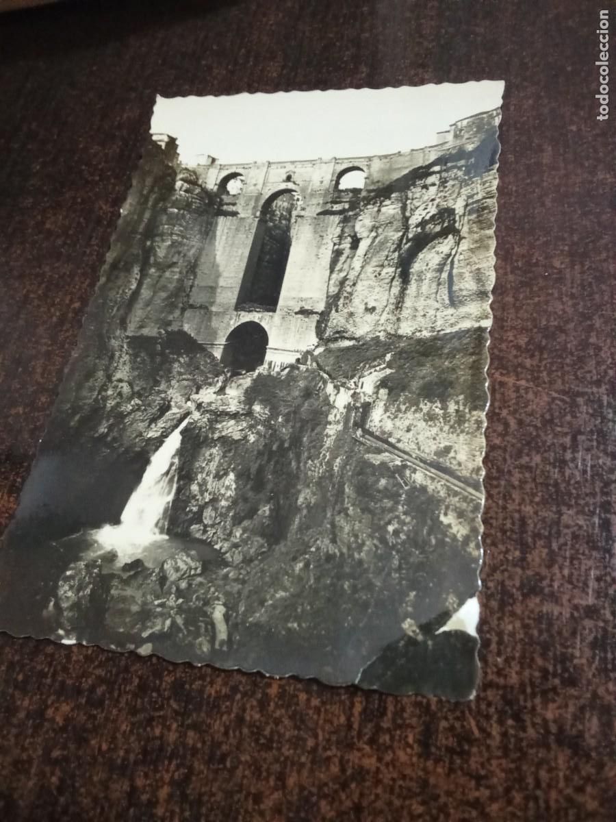 Postales: Ronda.Puente nuevo sobre el Tajo.