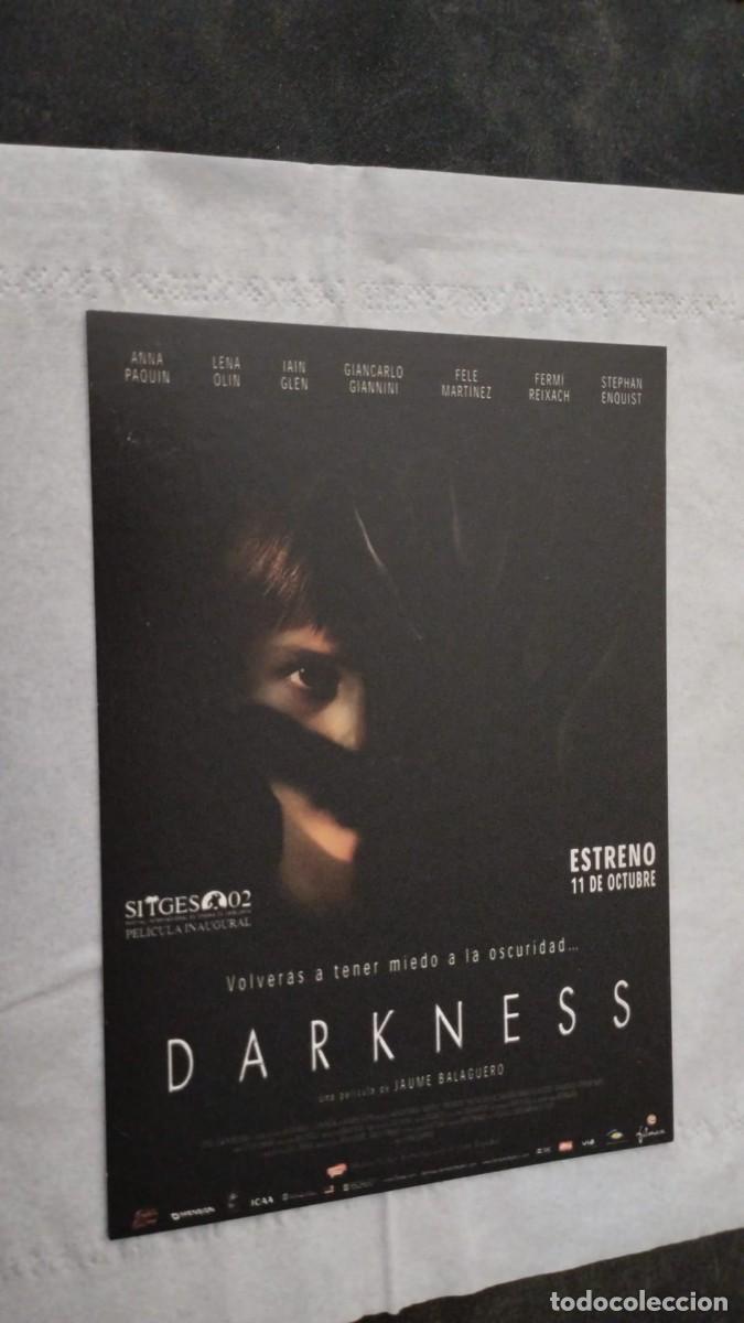 Postales: Postal publicitaria de la pel&iacute;cula Darkness