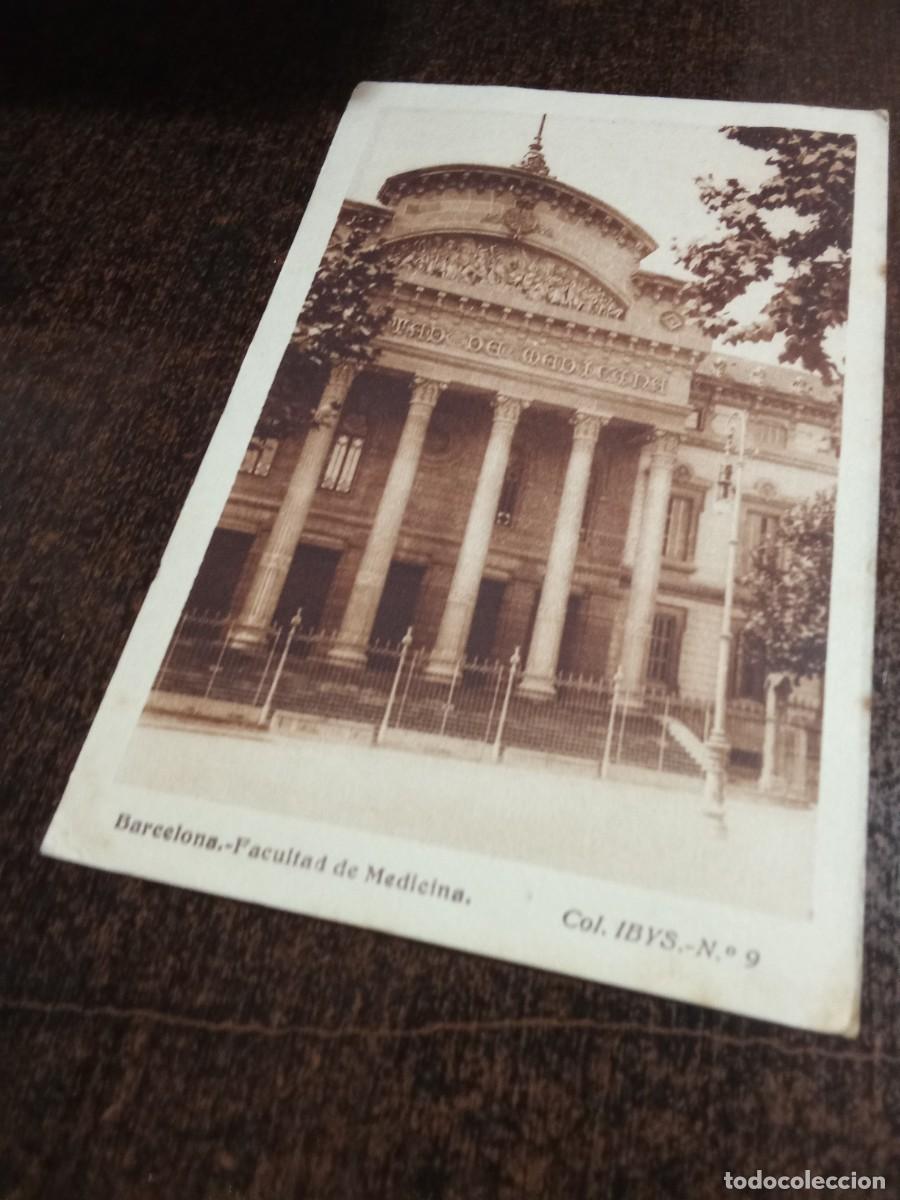 Postales: Barcelona.Facultad de Medicina.