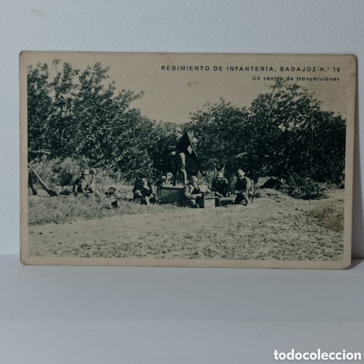 Postales: REGIMIENTO DE INFANTER&Iacute;A, BADAJOZ N.10 UN CENTRO DE TRANSMISIONES