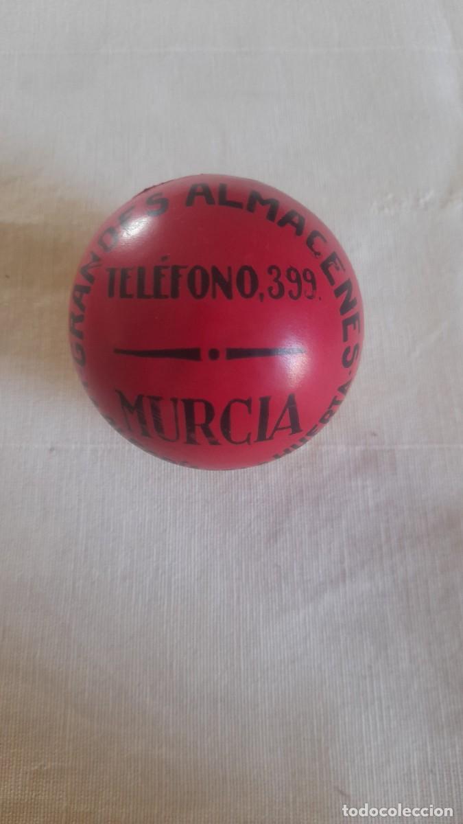 Postales: Antigua pelota publicitaria Grandes Almacenes La Alegr&iacute;a de la Huerta - Murcia (Tel&eacute;fono 399)&rdquo;.