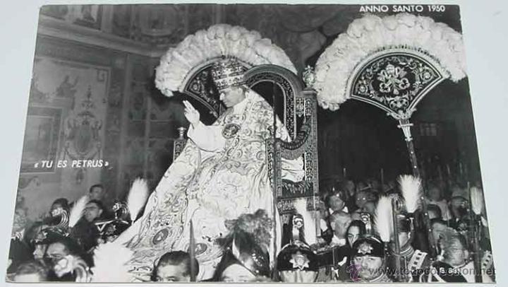 Cartes Postales: ANTIGUA FOTO POSTAL DEL PAPA PIO XII - A&Ntilde;O SANTO 1950 - NO CIRCULADA.