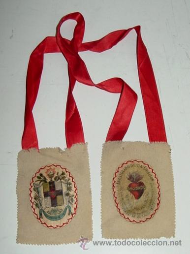 Postkarten: ANTIGUO ESCAPULARIO APOSTOLADO DE A ORACION - GRABADO IMPRESO EN SEDA. MIDE CADA PIEZA 10 X 7 CMS.