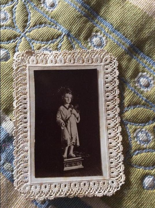 Postales: Estampita estampa antiquisima ni&ntilde;o Jesus troquelada