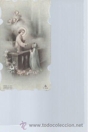 Postales: TARJETA RELIGIOSA &Aacute;NGEL DANDO LA EUCARIST&Iacute;A A NI&Ntilde;A DE COMUNI&Oacute;N