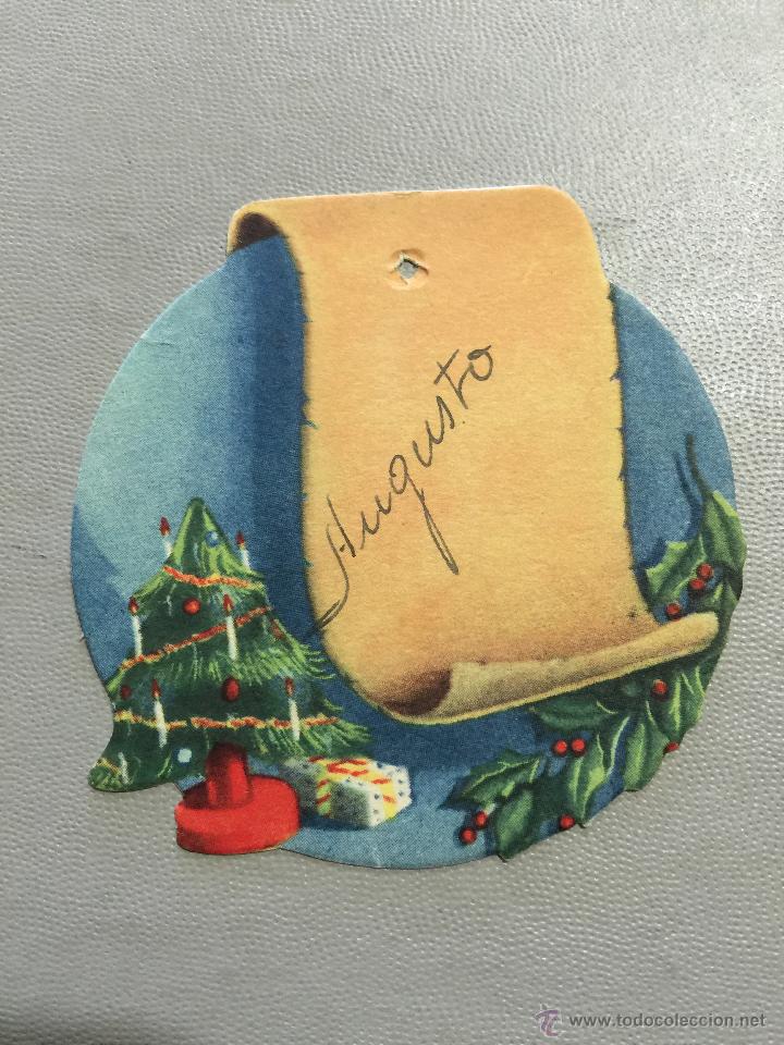 Postcards: Antigua tarjeta para poner el nombre en los regalos de navidad. Mide aprox 6,5cm de diametro