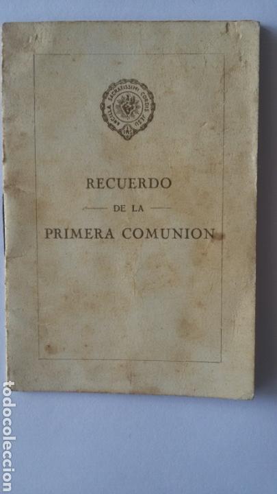 Postales: Antiguo libro/recordatorio de comuni&oacute;n. - Foto 1